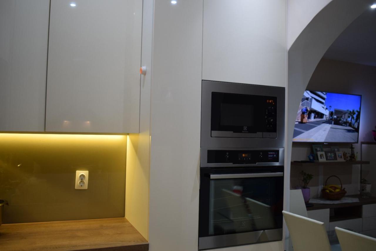 Apartman Gabriel Podgora Exteriör bild